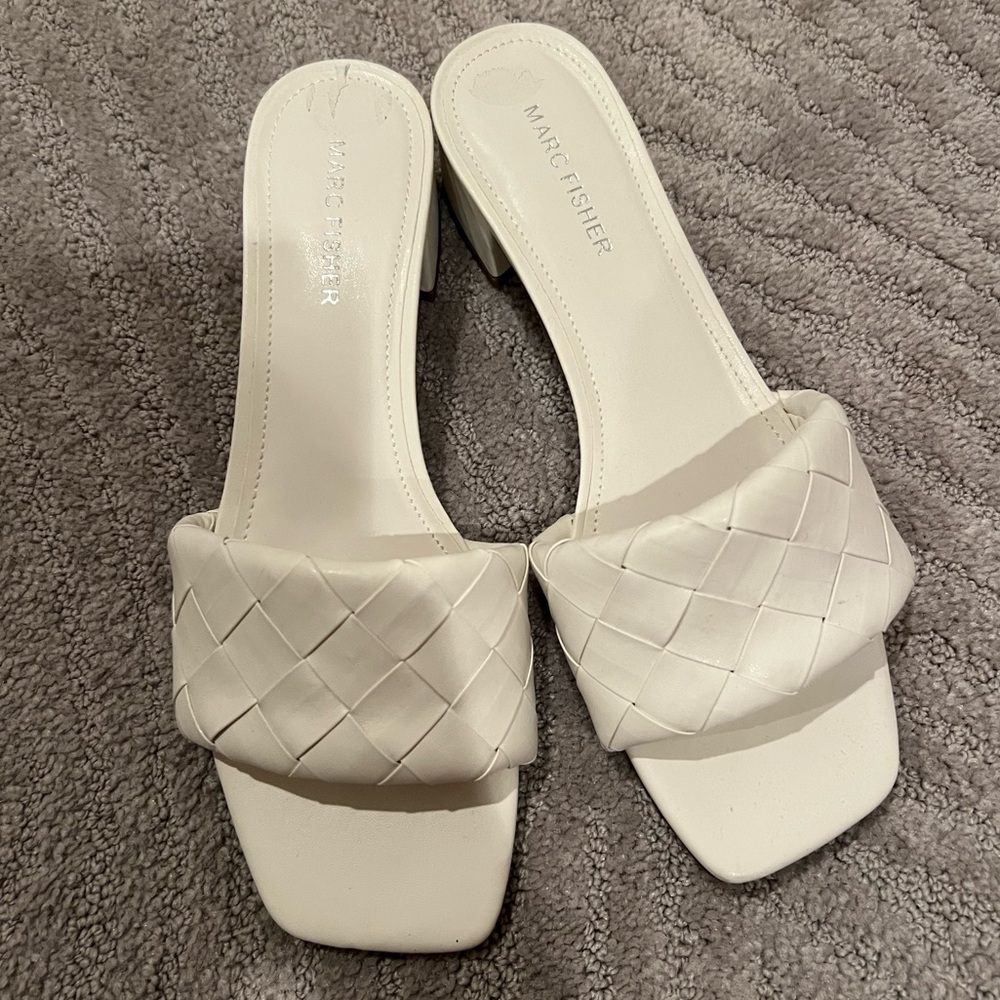 Marc Fisher White Heels Size 8